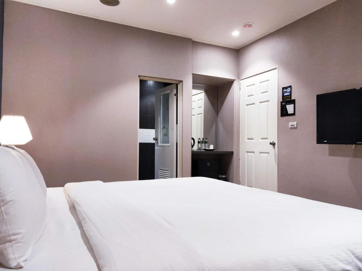 Roppongi Motel Pingtung Екстериор снимка