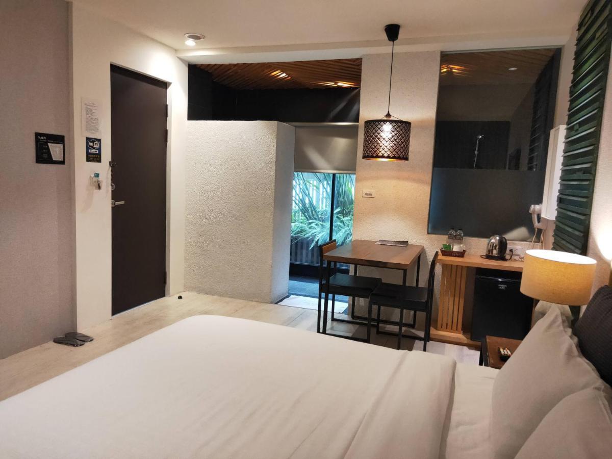 Roppongi Motel Pingtung Екстериор снимка